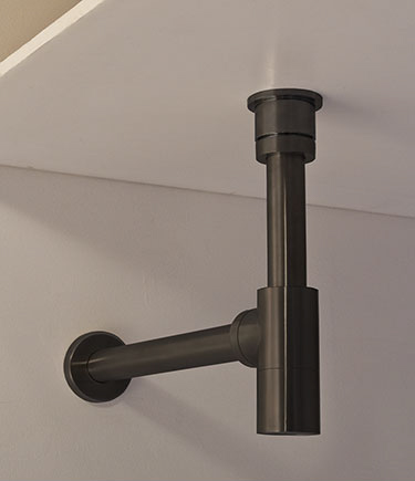 Mia Flaschensiphon aus schwarzem Chrom (33K)
