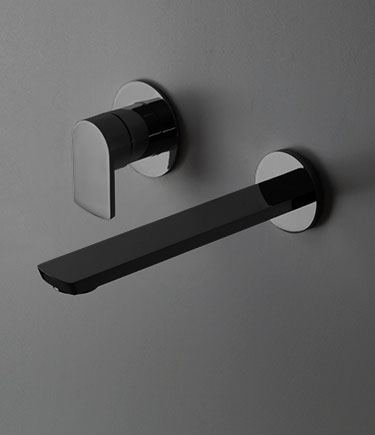 Kara Schwarze Chrom Armaturen Kollektion