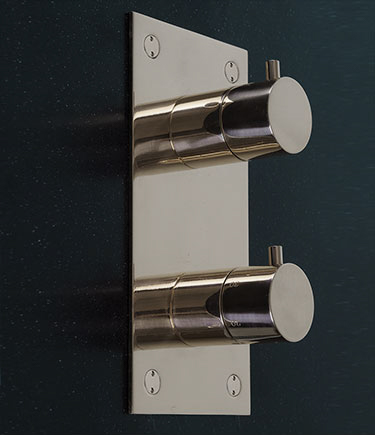 Kara Nickel Thermostatventil (37JJ)